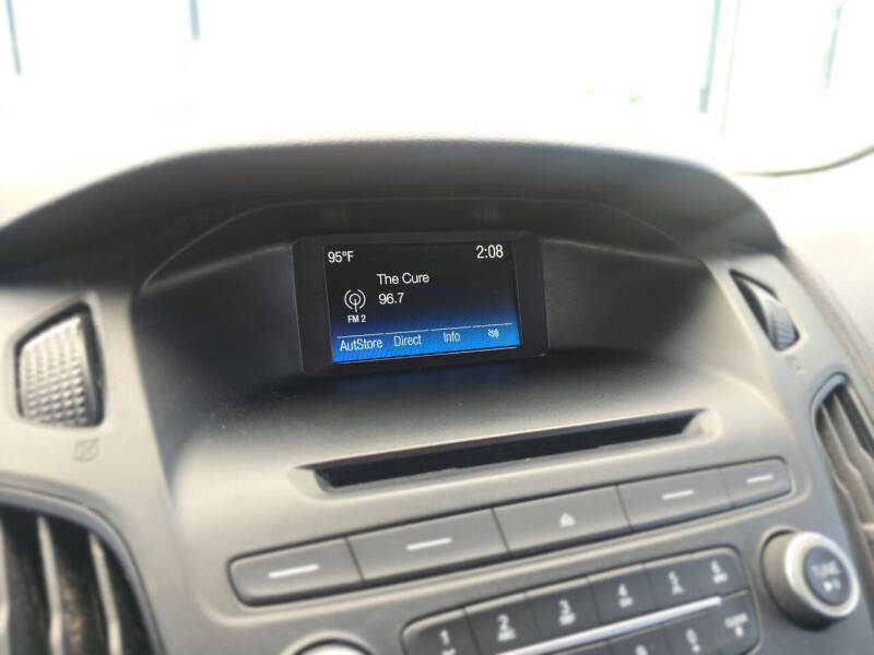 2017 Ford Focus SE