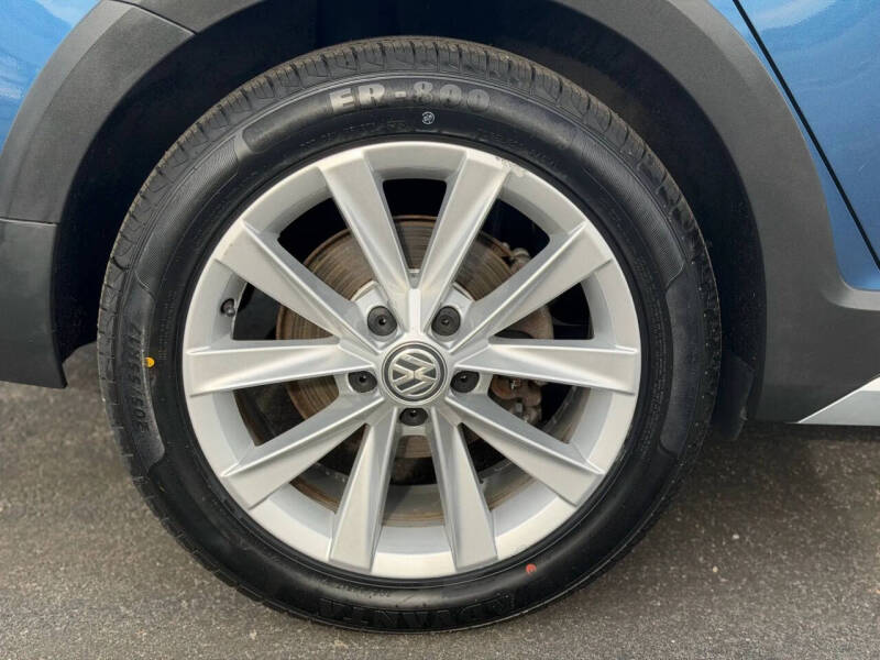 2017 Volkswagen Golf Alltrack