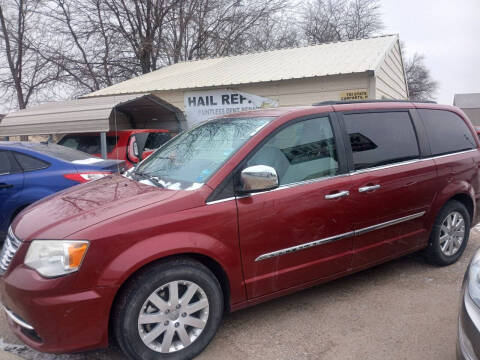 2012 Chrysler Town and Country for sale at Hoskins Auto Sales in Hastings NE