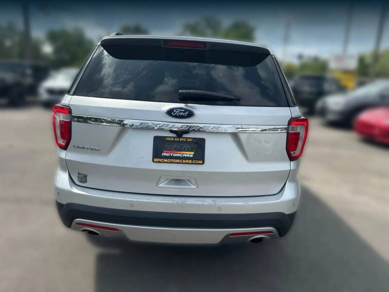 2017 Ford Explorer Limited