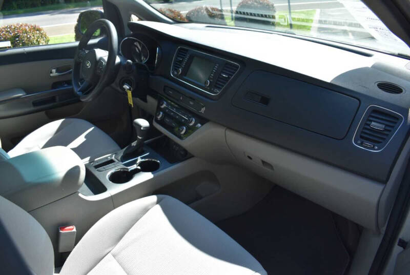 2019 Kia Sedona EX