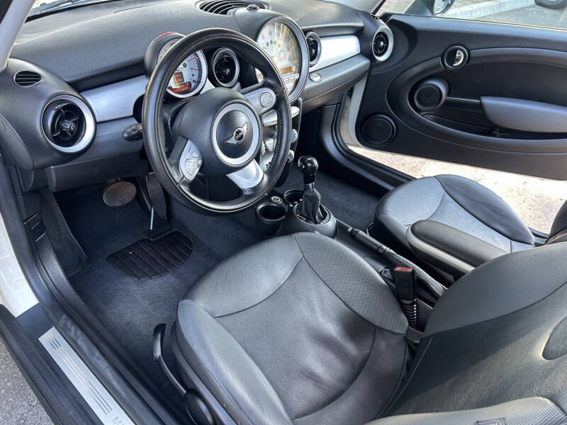 2010 MINI Cooper