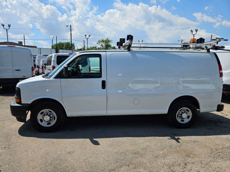 2017 Chevrolet Express 2500