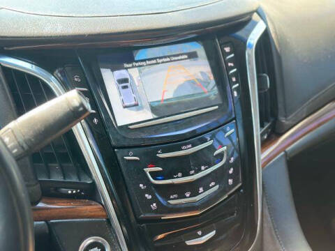 2015 Cadillac Escalade ESV Luxury