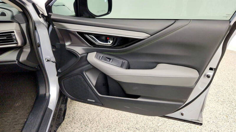 2025 Subaru Outback Onyx Edition XT