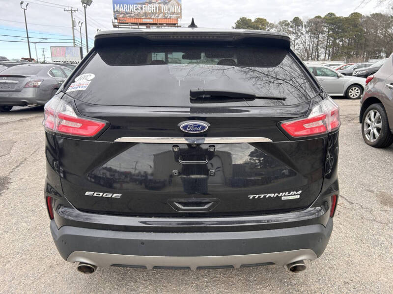 2019 Ford Edge Titanium