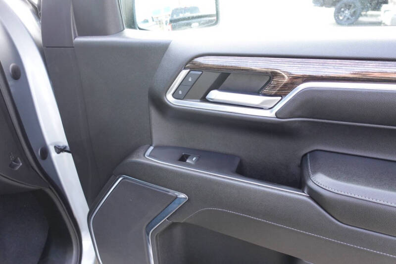 2023 GMC Sierra 1500 Elevation Standard