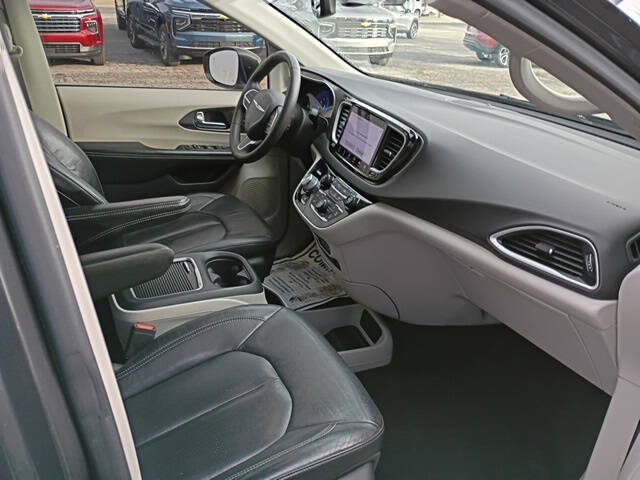2022 Chrysler Pacifica Touring L