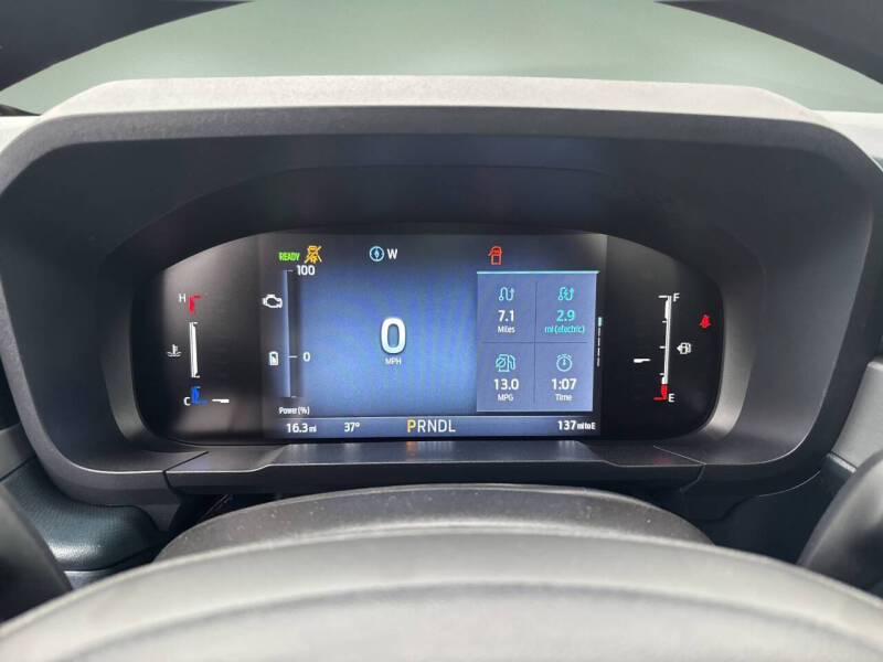 2025 Ford Maverick XL