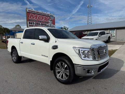 2017 Nissan Titan SV