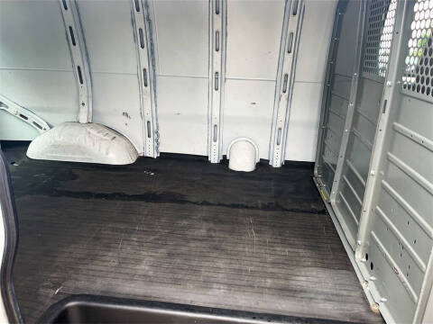 2024 GMC Savana 2500