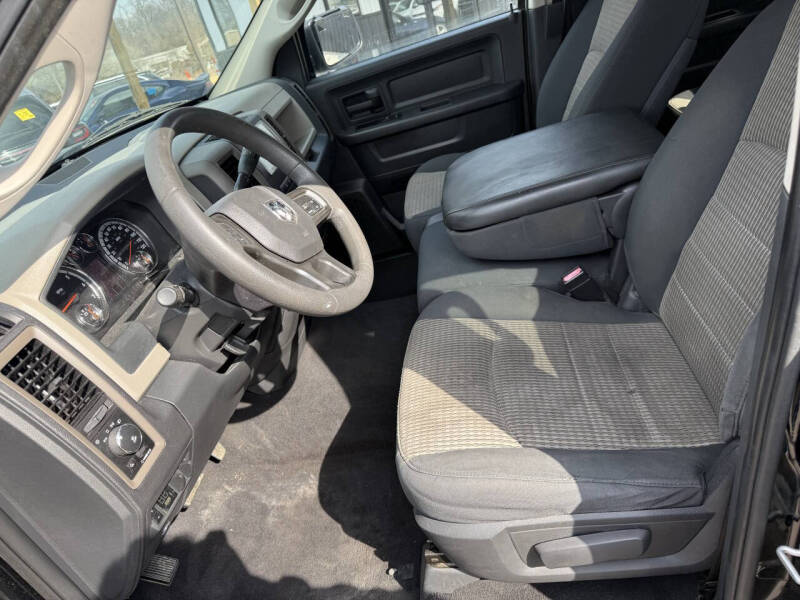 2012 RAM 1500 ST