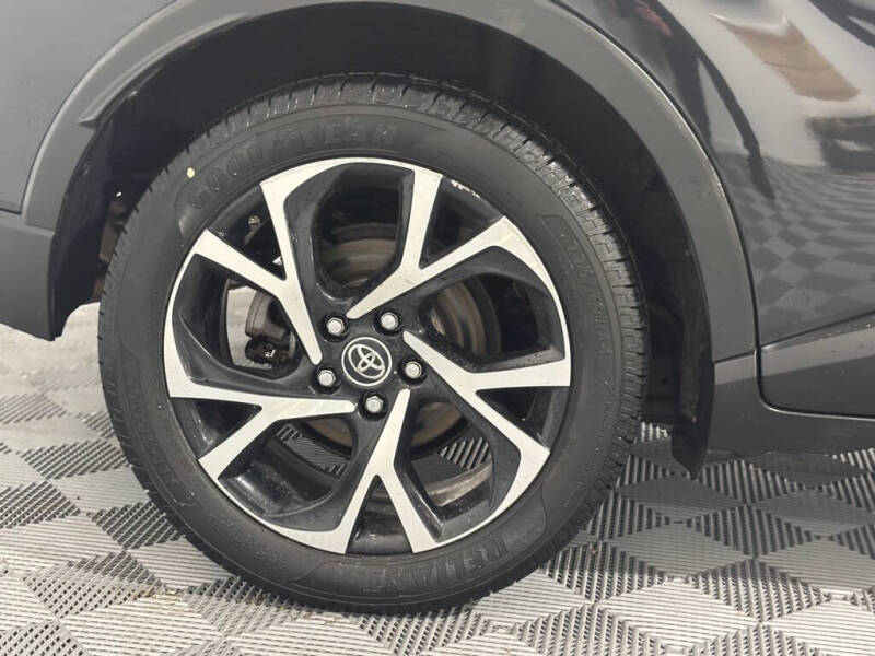 2018 Toyota C-HR XLE