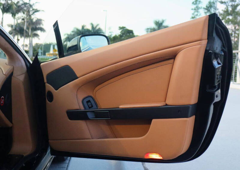 2009 Aston Martin V8 Vantage