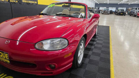 2000 Mazda MX-5 Miata