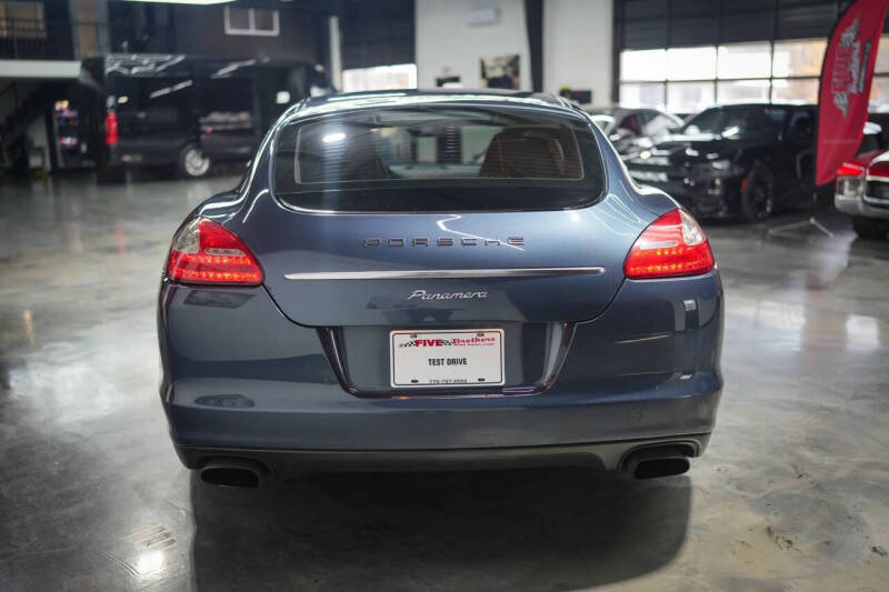 2011 Porsche Panamera