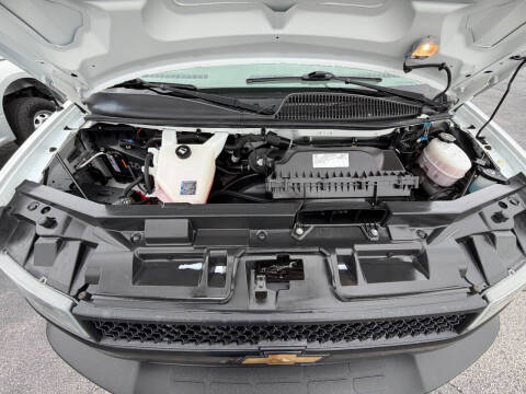 2022 Chevrolet Express 2500