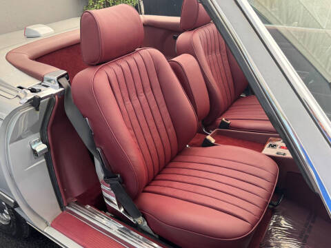 1987 Mercedes-Benz 560-Class 560 SL