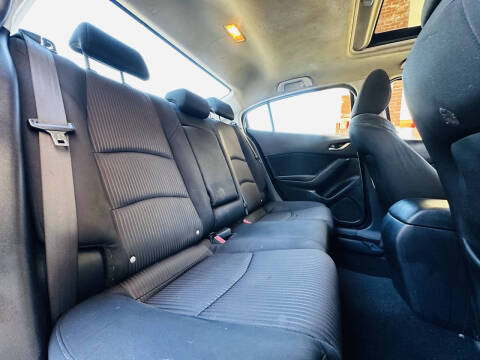 2015 Mazda MAZDA3 i Touring