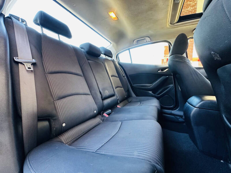 2015 Mazda MAZDA3 i Touring