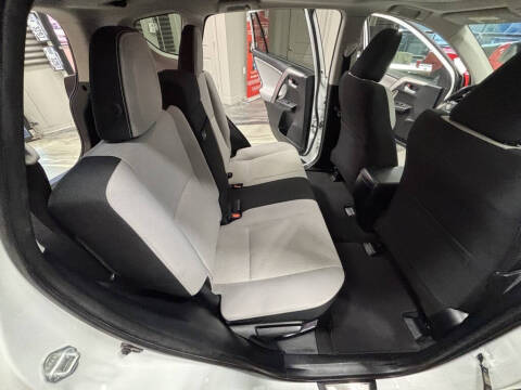 2017 Toyota RAV4 Hybrid XLE