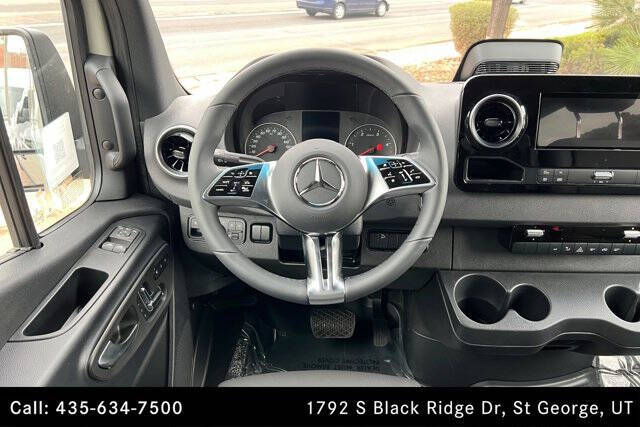 2025 Mercedes-Benz Sprinter
