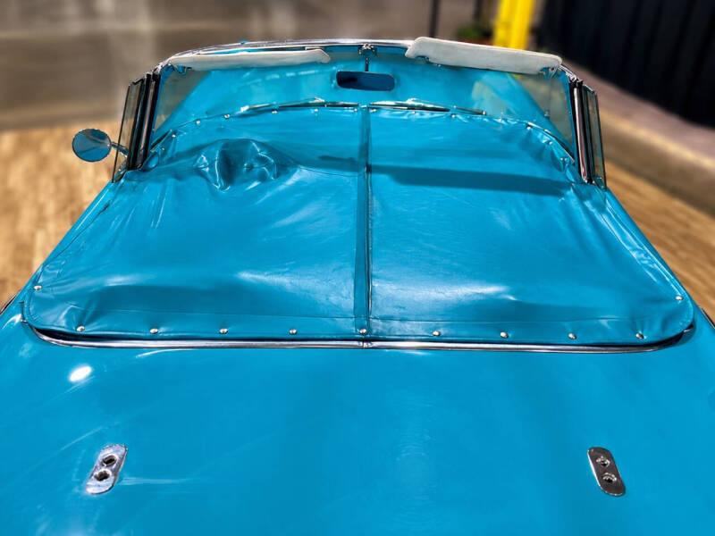 1956 Ford Thunderbird