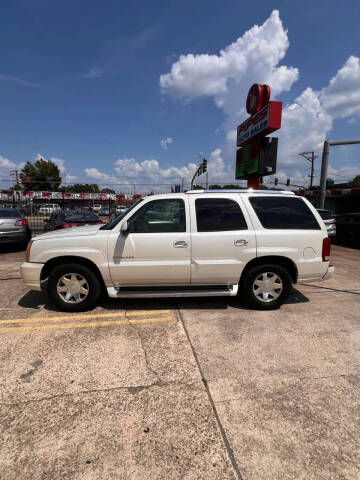 2005 Cadillac Escalade