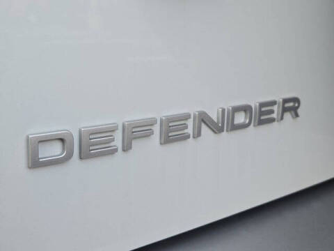 2025 Land Rover Defender 110 P400 S