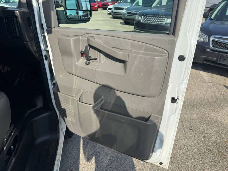 2019 Chevrolet Express 2500