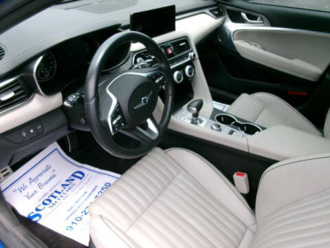 2023 Genesis G70