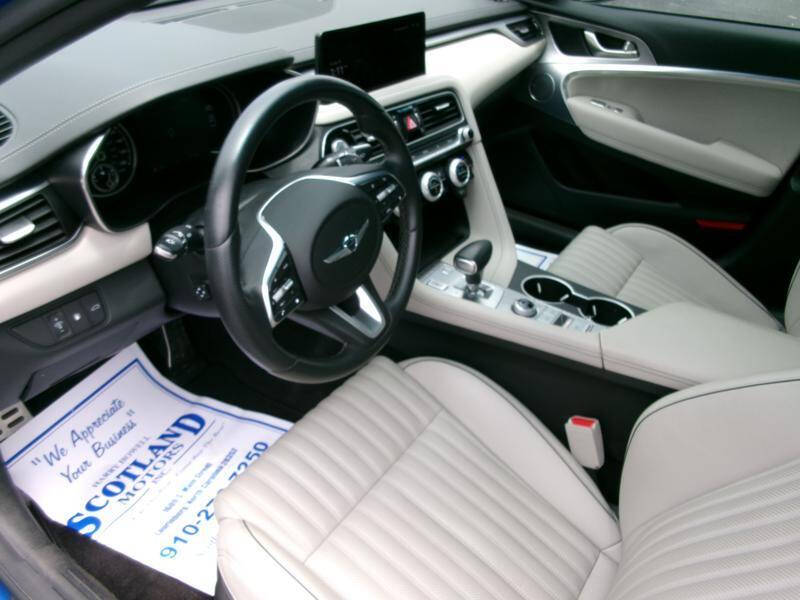 2023 Genesis G70