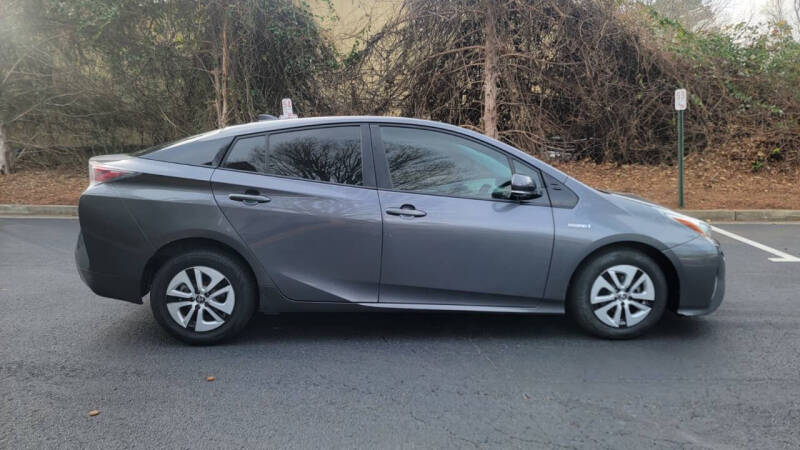 2016 Toyota Prius Three