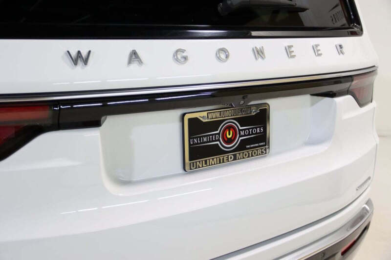 2022 Jeep Wagoneer Series III