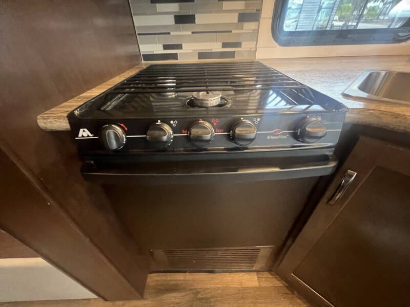 2017 Thor Motor Coach ACE BUNK HOUSE