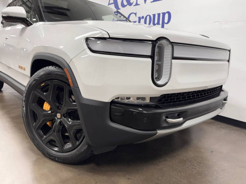 2022 Rivian R1T Adventure