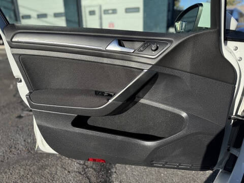 2019 Volkswagen Golf GTI