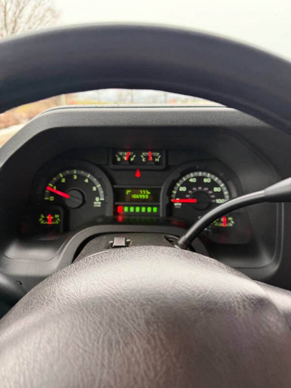 2020 Ford Shuttle Bus