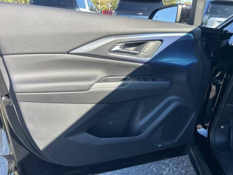 2026 Chevrolet Equinox EV LT 2