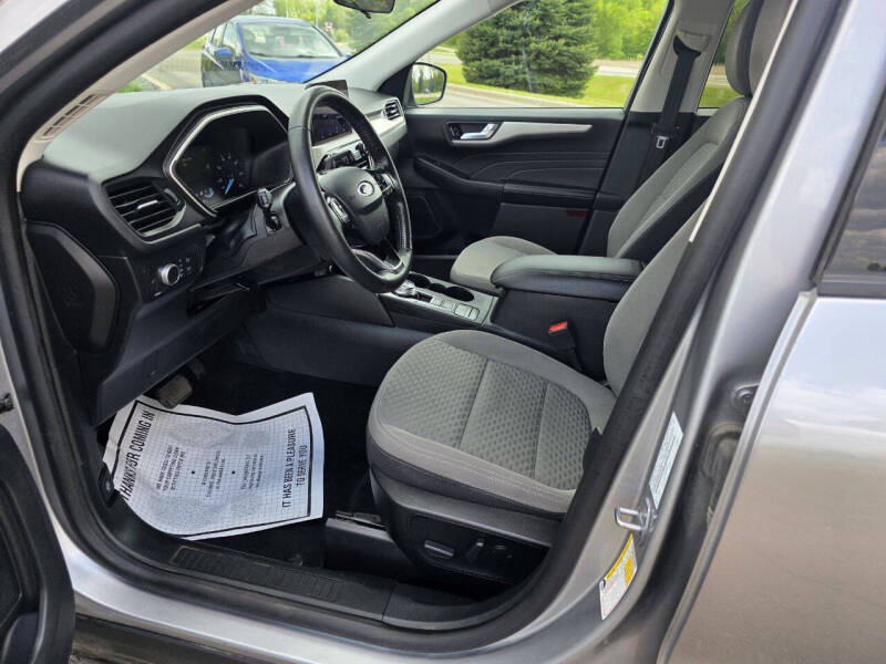 2021 Ford Escape SE