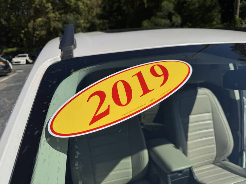 2019 Ford Escape SEL