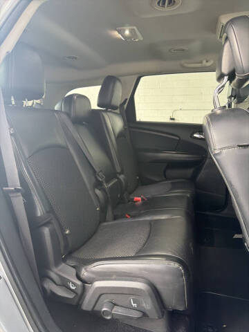 2019 Dodge Journey Crossroad