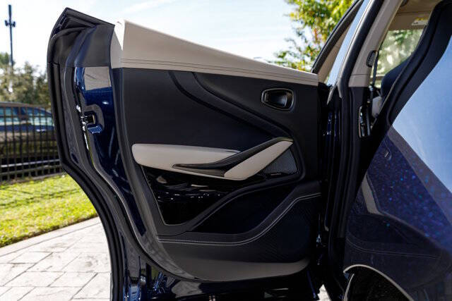 2026 Aston Martin DBX 707