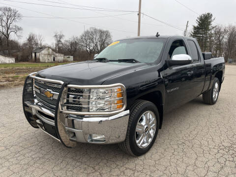 2013 Chevrolet Silverado 1500 for sale at KNE MOTORS INC in Columbus OH