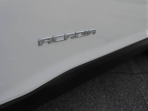 2018 GMC Acadia SLE-2