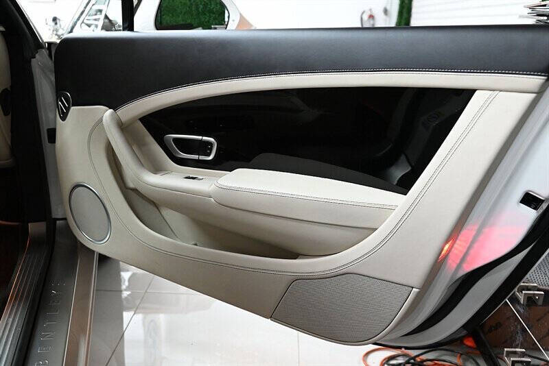 2013 Bentley Continental 16