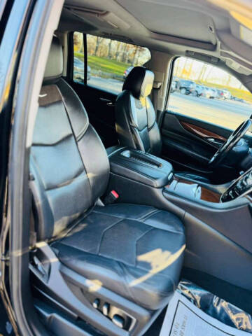 2018 Cadillac Escalade ESV Luxury