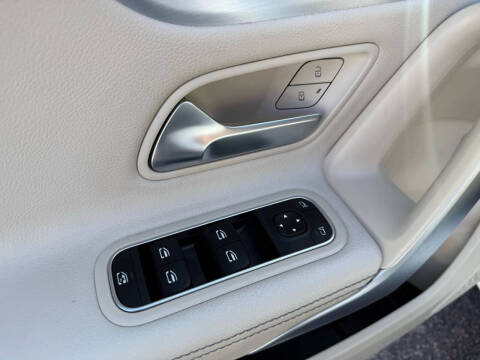 2019 Mercedes-Benz A-Class A 220