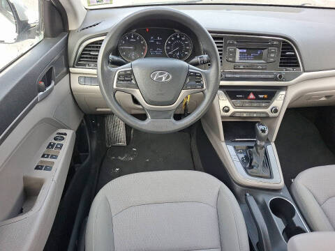 2017 Hyundai Elantra