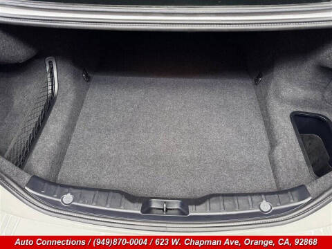 2012 BMW 5 Series 528i